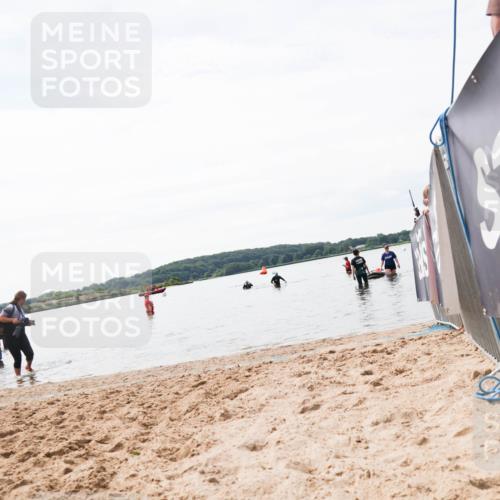 21.06.2026 - Viking Triathlon Michael Strokosch http://msf.ph/oto/9829812 21.06.2026 10:58:56 Schwimmen 141 meine-sportfotos.de