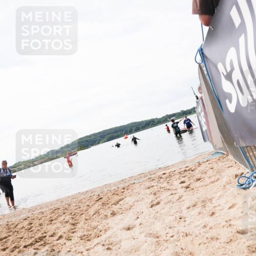 21.06.2026 - Viking Triathlon Michael Strokosch http://msf.ph/oto/9829815 21.06.2026 10:58:57 Schwimmen 141 meine-sportfotos.de