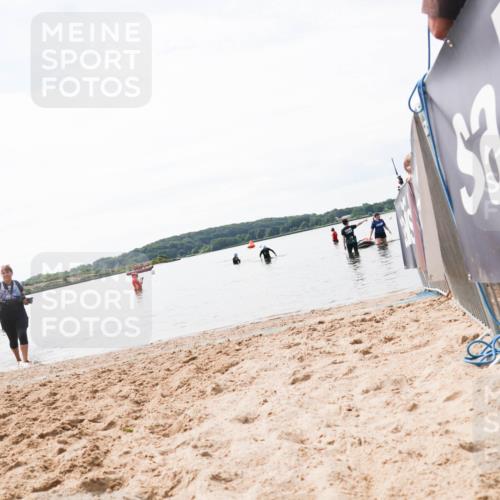 21.06.2026 - Viking Triathlon Michael Strokosch http://msf.ph/oto/9829818 21.06.2026 10:58:58 Schwimmen 141 meine-sportfotos.de