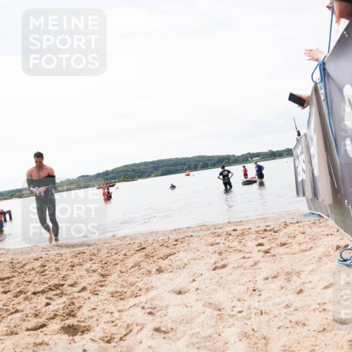 21.06.2026 - Viking Triathlon Michael Strokosch http://msf.ph/oto/9829912 21.06.2026 10:59:29 Schwimmen 253 meine-sportfotos.de