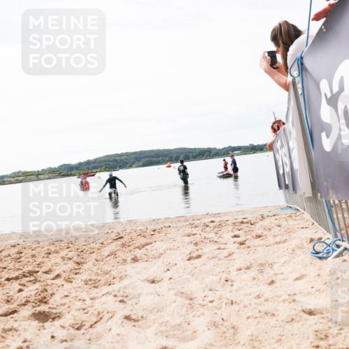 21.06.2026 - Viking Triathlon Michael Strokosch http://msf.ph/oto/9829960 21.06.2026 10:59:45 Schwimmen 542 meine-sportfotos.de