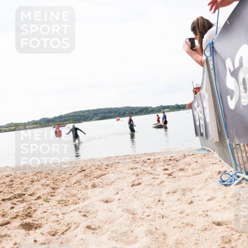 21.06.2026 - Viking Triathlon Michael Strokosch http://msf.ph/oto/9829962 21.06.2026 10:59:46 Schwimmen 542 meine-sportfotos.de