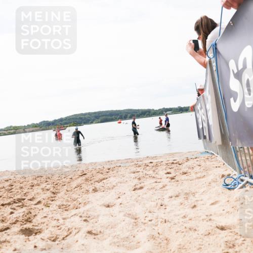 21.06.2026 - Viking Triathlon Michael Strokosch http://msf.ph/oto/9829963 21.06.2026 10:59:46 Schwimmen 542 meine-sportfotos.de
