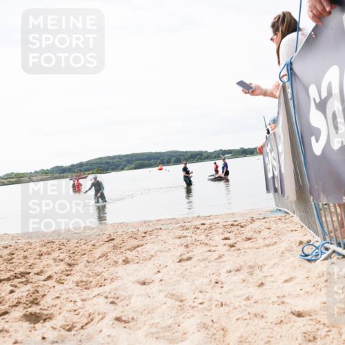 21.06.2026 - Viking Triathlon Michael Strokosch http://msf.ph/oto/9829965 21.06.2026 10:59:47 Schwimmen 542 meine-sportfotos.de