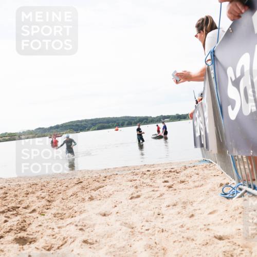 21.06.2026 - Viking Triathlon Michael Strokosch http://msf.ph/oto/9829968 21.06.2026 10:59:48 Schwimmen 542 meine-sportfotos.de