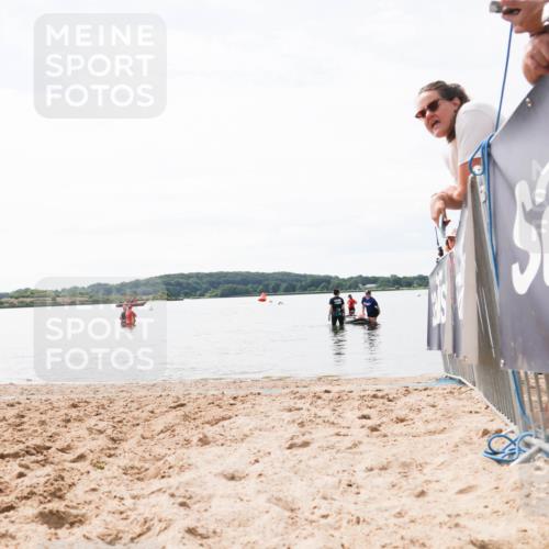 21.06.2026 - Viking Triathlon Michael Strokosch http://msf.ph/oto/9829986 21.06.2026 10:59:54 Schwimmen 542 meine-sportfotos.de