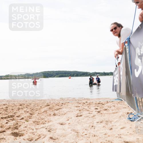 21.06.2026 - Viking Triathlon Michael Strokosch http://msf.ph/oto/9829988 21.06.2026 10:59:55 Schwimmen 542 meine-sportfotos.de