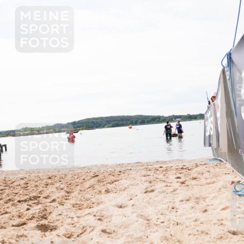 21.06.2026 - Viking Triathlon Michael Strokosch http://msf.ph/oto/9829996 21.06.2026 10:59:57 Schwimmen 542 meine-sportfotos.de