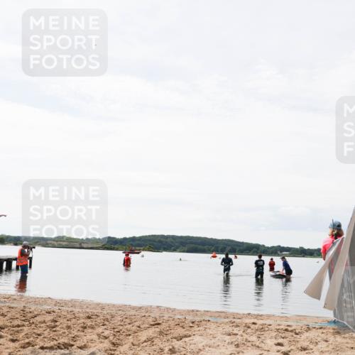21.06.2026 - Viking Triathlon Michael Strokosch http://msf.ph/oto/9830028 21.06.2026 11:00:58 Schwimmen  meine-sportfotos.de