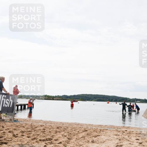 21.06.2026 - Viking Triathlon Michael Strokosch http://msf.ph/oto/9830033 21.06.2026 11:01:00 Schwimmen  meine-sportfotos.de