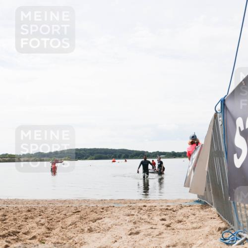 21.06.2026 - Viking Triathlon Michael Strokosch http://msf.ph/oto/9830041 21.06.2026 11:01:03 Schwimmen 71 meine-sportfotos.de