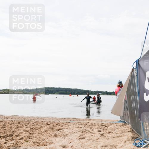 21.06.2026 - Viking Triathlon Michael Strokosch http://msf.ph/oto/9830043 21.06.2026 11:01:04 Schwimmen 71 meine-sportfotos.de