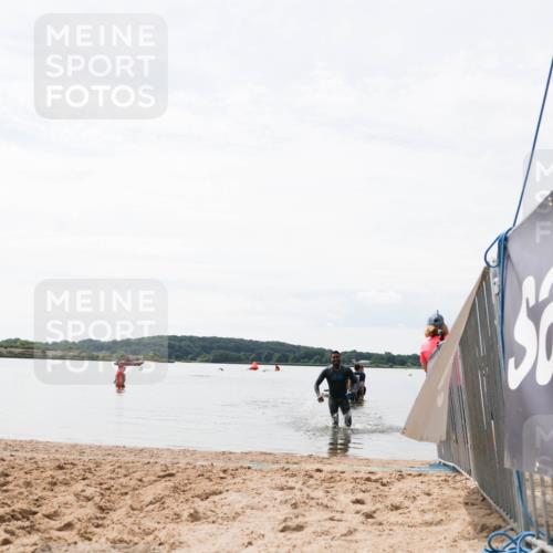21.06.2026 - Viking Triathlon Michael Strokosch http://msf.ph/oto/9830052 21.06.2026 11:01:07 Schwimmen 71 meine-sportfotos.de