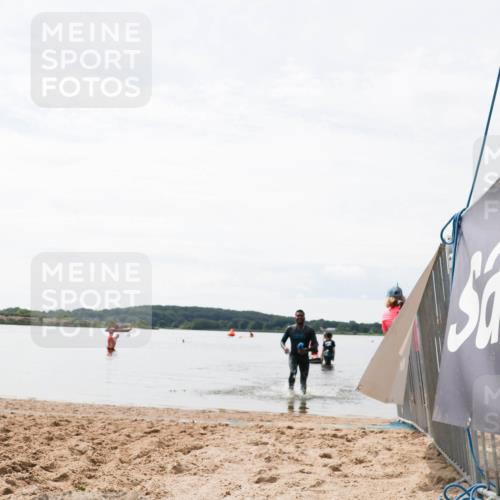 21.06.2026 - Viking Triathlon Michael Strokosch http://msf.ph/oto/9830054 21.06.2026 11:01:07 Schwimmen 71 meine-sportfotos.de