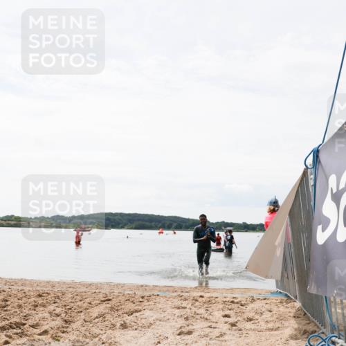 21.06.2026 - Viking Triathlon Michael Strokosch http://msf.ph/oto/9830055 21.06.2026 11:01:08 Schwimmen 71 meine-sportfotos.de
