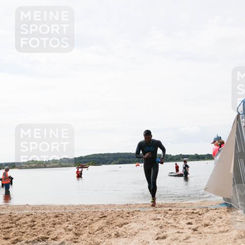 21.06.2026 - Viking Triathlon Michael Strokosch http://msf.ph/oto/9830060 21.06.2026 11:01:09 Schwimmen 71 meine-sportfotos.de