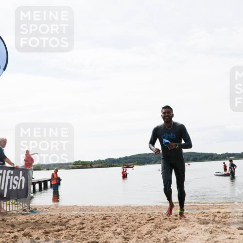 21.06.2026 - Viking Triathlon Michael Strokosch http://msf.ph/oto/9830063 21.06.2026 11:01:10 Schwimmen 71 meine-sportfotos.de