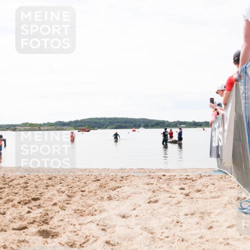 21.06.2026 - Viking Triathlon Michael Strokosch http://msf.ph/oto/9830071 21.06.2026 11:01:46 Schwimmen  meine-sportfotos.de