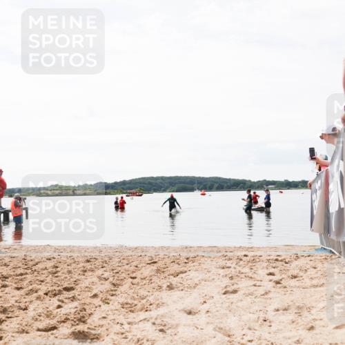 21.06.2026 - Viking Triathlon Michael Strokosch http://msf.ph/oto/9830093 21.06.2026 11:01:54 Schwimmen  meine-sportfotos.de
