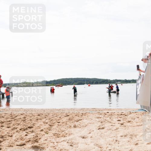21.06.2026 - Viking Triathlon Michael Strokosch http://msf.ph/oto/9830096 21.06.2026 11:01:55 Schwimmen  meine-sportfotos.de