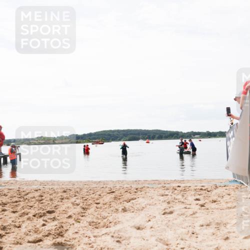 21.06.2026 - Viking Triathlon Michael Strokosch http://msf.ph/oto/9830098 21.06.2026 11:01:55 Schwimmen  meine-sportfotos.de