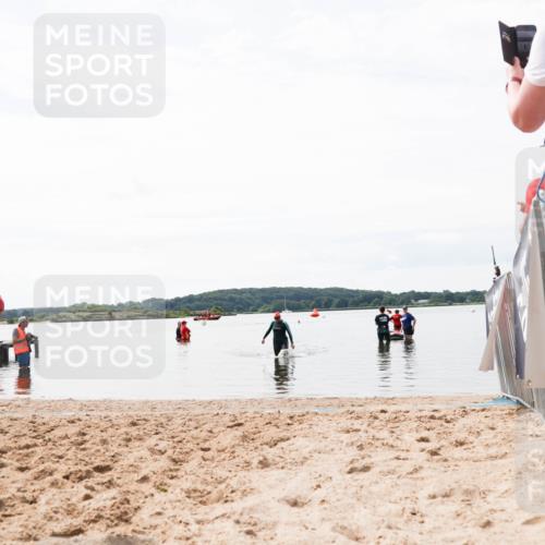 21.06.2026 - Viking Triathlon Michael Strokosch http://msf.ph/oto/9830107 21.06.2026 11:02:00 Schwimmen 646 meine-sportfotos.de