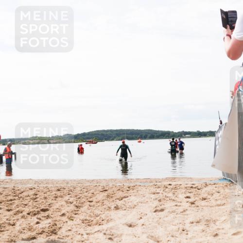 21.06.2026 - Viking Triathlon Michael Strokosch http://msf.ph/oto/9830109 21.06.2026 11:02:01 Schwimmen 646 meine-sportfotos.de