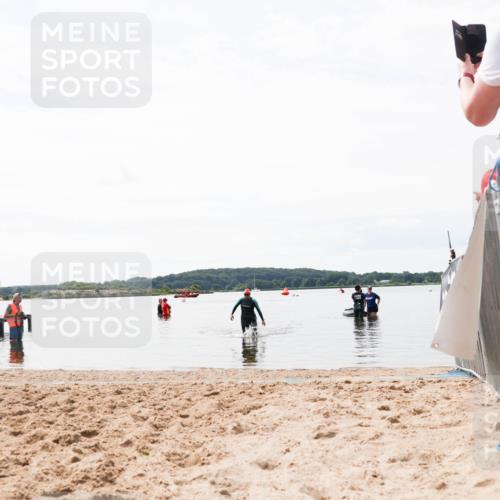 21.06.2026 - Viking Triathlon Michael Strokosch http://msf.ph/oto/9830111 21.06.2026 11:02:01 Schwimmen 646 meine-sportfotos.de