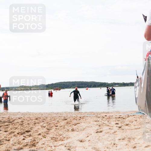 21.06.2026 - Viking Triathlon Michael Strokosch http://msf.ph/oto/9830115 21.06.2026 11:02:03 Schwimmen 646 meine-sportfotos.de