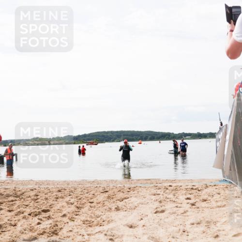21.06.2026 - Viking Triathlon Michael Strokosch http://msf.ph/oto/9830117 21.06.2026 11:02:03 Schwimmen 646 meine-sportfotos.de