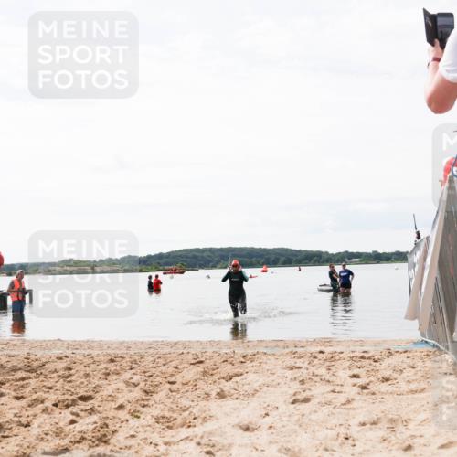 21.06.2026 - Viking Triathlon Michael Strokosch http://msf.ph/oto/9830118 21.06.2026 11:02:04 Schwimmen 646 meine-sportfotos.de