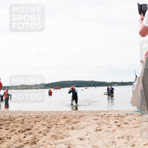 21.06.2026 - Viking Triathlon Michael Strokosch http://msf.ph/oto/9830121 21.06.2026 11:02:05 Schwimmen 646 meine-sportfotos.de