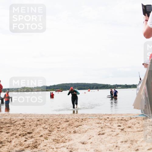 21.06.2026 - Viking Triathlon Michael Strokosch http://msf.ph/oto/9830122 21.06.2026 11:02:05 Schwimmen 646 meine-sportfotos.de