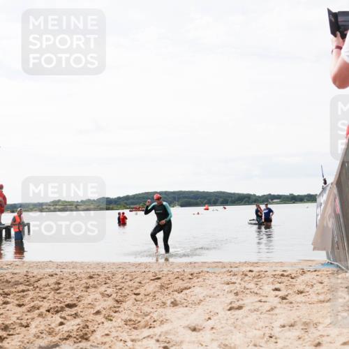 21.06.2026 - Viking Triathlon Michael Strokosch http://msf.ph/oto/9830124 21.06.2026 11:02:06 Schwimmen 646 meine-sportfotos.de