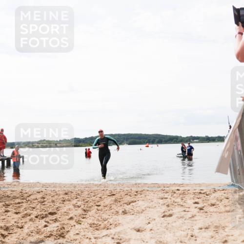 21.06.2026 - Viking Triathlon Michael Strokosch http://msf.ph/oto/9830126 21.06.2026 11:02:06 Schwimmen 646 meine-sportfotos.de