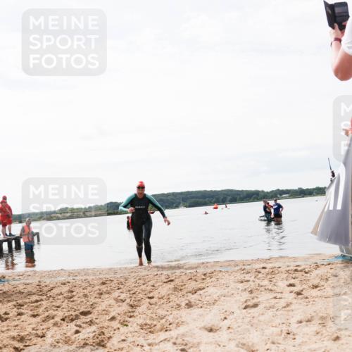 21.06.2026 - Viking Triathlon Michael Strokosch http://msf.ph/oto/9830129 21.06.2026 11:02:07 Schwimmen 646 meine-sportfotos.de