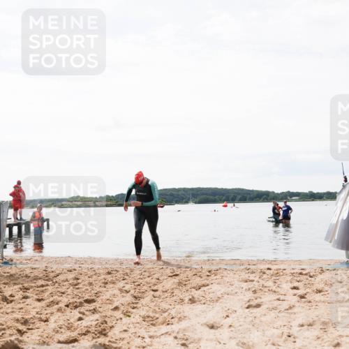 21.06.2026 - Viking Triathlon Michael Strokosch http://msf.ph/oto/9830130 21.06.2026 11:02:08 Schwimmen 646 meine-sportfotos.de