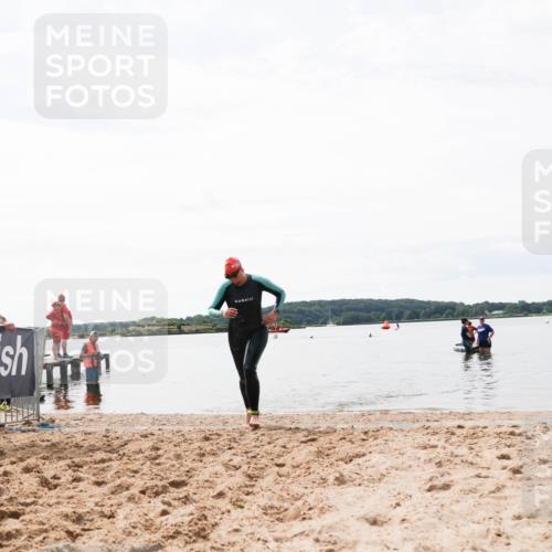 21.06.2026 - Viking Triathlon Michael Strokosch http://msf.ph/oto/9830131 21.06.2026 11:02:08 Schwimmen 646 meine-sportfotos.de