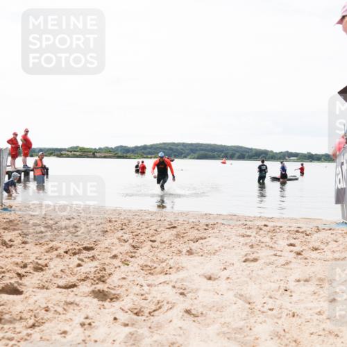 21.06.2026 - Viking Triathlon Michael Strokosch http://msf.ph/oto/9830190 21.06.2026 11:02:53 Schwimmen 379 meine-sportfotos.de