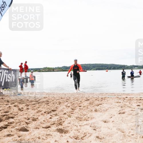 21.06.2026 - Viking Triathlon Michael Strokosch http://msf.ph/oto/9830198 21.06.2026 11:02:56 Schwimmen 379 meine-sportfotos.de