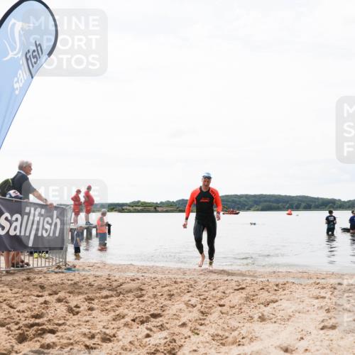 21.06.2026 - Viking Triathlon Michael Strokosch http://msf.ph/oto/9830200 21.06.2026 11:02:57 Schwimmen 379 meine-sportfotos.de