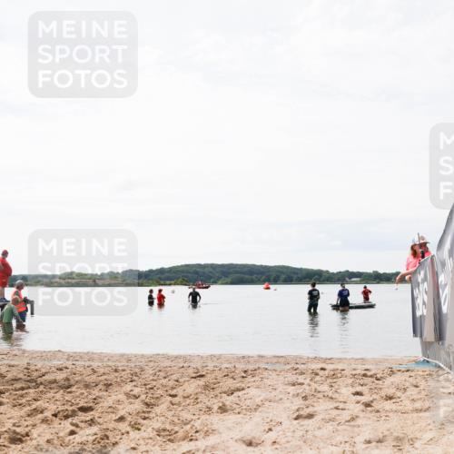 21.06.2026 - Viking Triathlon Michael Strokosch http://msf.ph/oto/9830210 21.06.2026 11:03:07 Schwimmen  meine-sportfotos.de