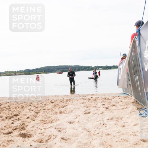 21.06.2026 - Viking Triathlon Michael Strokosch http://msf.ph/oto/9830351 21.06.2026 11:04:14 Schwimmen 421 meine-sportfotos.de