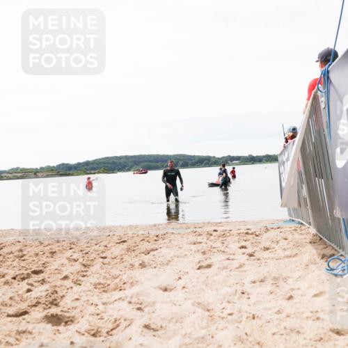 21.06.2026 - Viking Triathlon Michael Strokosch http://msf.ph/oto/9830352 21.06.2026 11:04:14 Schwimmen 421 meine-sportfotos.de