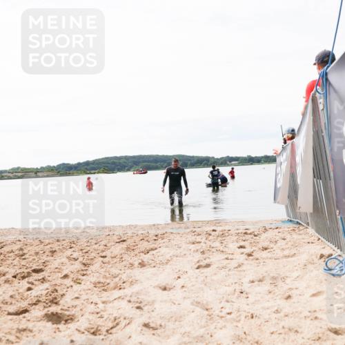 21.06.2026 - Viking Triathlon Michael Strokosch http://msf.ph/oto/9830356 21.06.2026 11:04:16 Schwimmen 421 meine-sportfotos.de