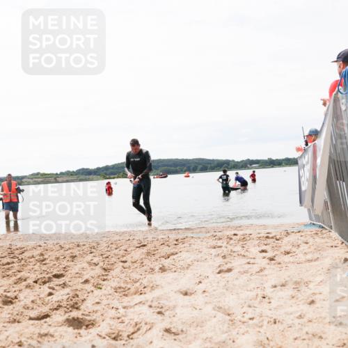 21.06.2026 - Viking Triathlon Michael Strokosch http://msf.ph/oto/9830365 21.06.2026 11:04:19 Schwimmen 421 meine-sportfotos.de