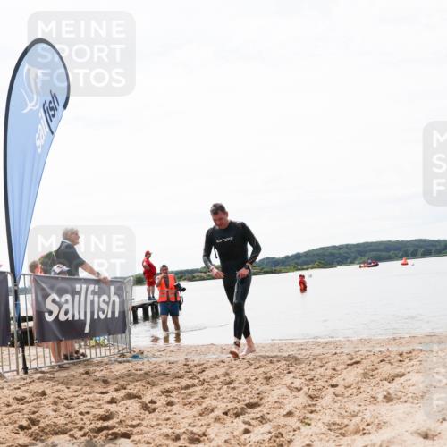 21.06.2026 - Viking Triathlon Michael Strokosch http://msf.ph/oto/9830370 21.06.2026 11:04:20 Schwimmen 421 meine-sportfotos.de