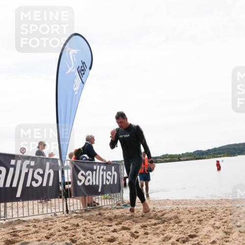 21.06.2026 - Viking Triathlon Michael Strokosch http://msf.ph/oto/9830373 21.06.2026 11:04:21 Schwimmen 421 meine-sportfotos.de