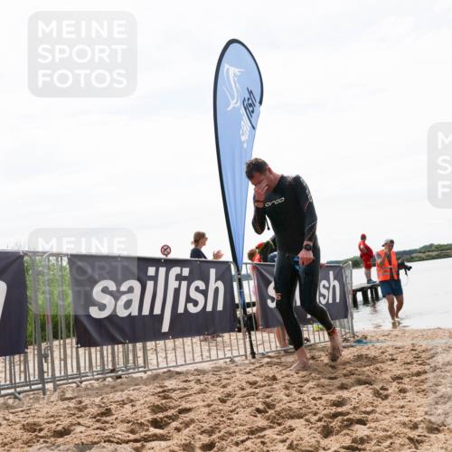 21.06.2026 - Viking Triathlon Michael Strokosch http://msf.ph/oto/9830375 21.06.2026 11:04:22 Schwimmen 421 meine-sportfotos.de