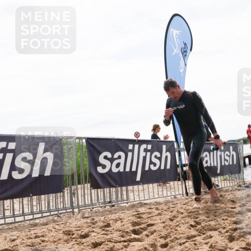 21.06.2026 - Viking Triathlon Michael Strokosch http://msf.ph/oto/9830376 21.06.2026 11:04:22 Schwimmen 421 meine-sportfotos.de